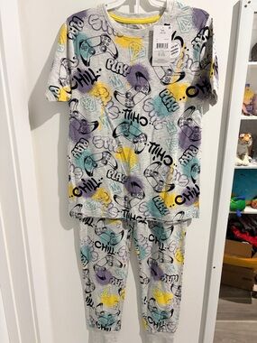 George Boys' Two Piece Pajama Set Size M/L
